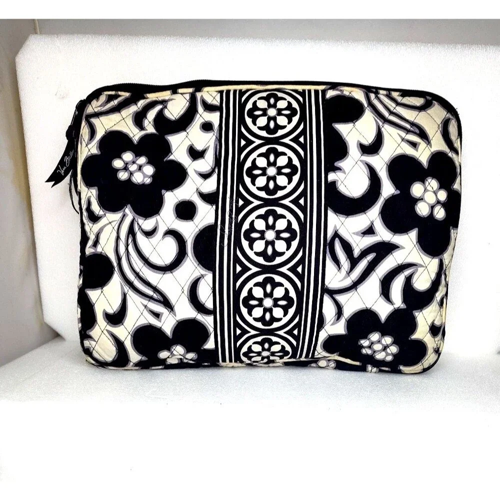 Vera Bradley Night and Day Retired Quilted Laptop Portfolio Case Black  & White